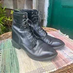 Ariat Black Leather Lace Up Combat Boots - 9D (wide)
